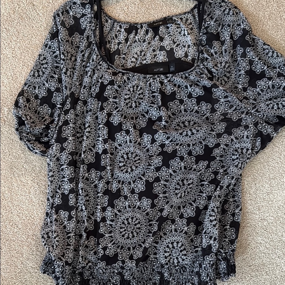 Apt. 9 Black and Gray Smocked 3/4 Sleeve Blouse